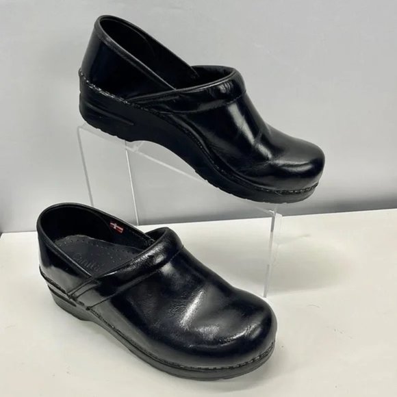 Sanita Black Professional Patent Danish Clog Size EU39 US 8.5/9 - Picture 2 of 8